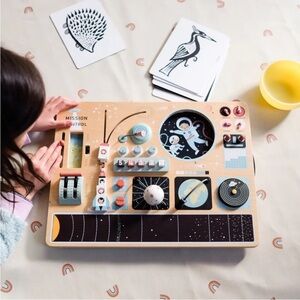 Tender Leaf Toys Space Station